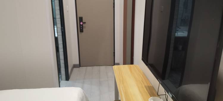 云朵商务酒店(集贤路石化店)图片