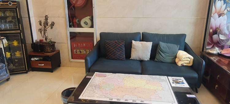 海西金梦假日酒店(大柴旦翡翠步行街店)图片