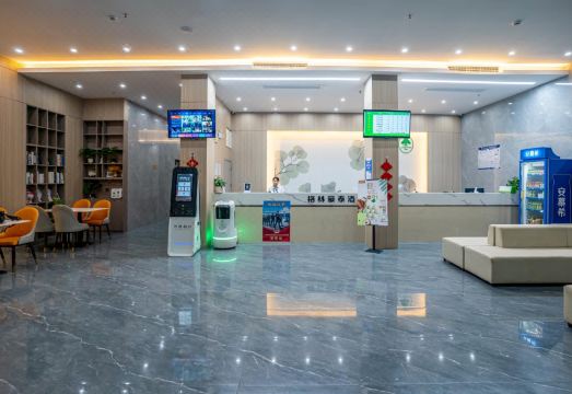 GreenTree Inn Hotel (Lingshan Liufeng Road Branch) Hotel Overview