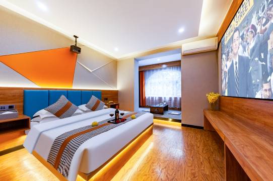 诗曼酒店(太原长风街北美新天地店)