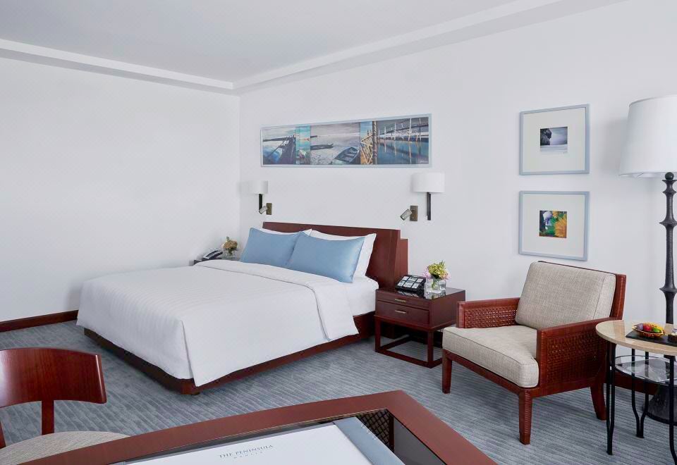 Shangri-La at the Fort Manila Over view