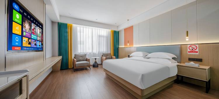 珀庭轻奢艺术酒店(普洱高铁站店)图片