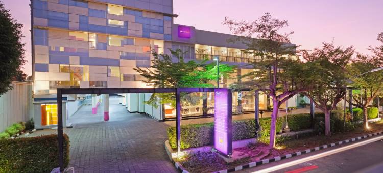 新邦利马 - 三宝珑奎斯特酒店 - 阿斯顿酒店(Quest Hotel Simpang Lima - Semarang by Aston)图片