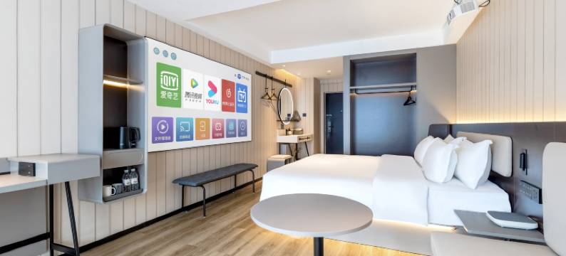 智慧·设计师影院民宿(澳林购物中心店)图片