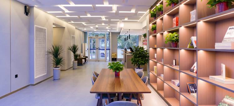 驿家365连锁酒店(新乐美院店)图片