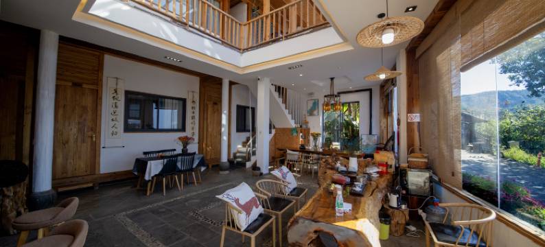 腾冲鹭宿牛歌客栈图片