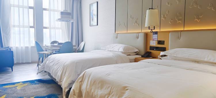 三穗法尔顿大酒店(高铁站商贸物流城店)图片