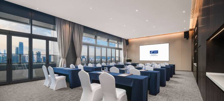 深圳福田中心智选假日酒店图片