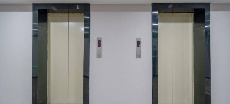 林荫枫舍酒店(栾城商博瑞商场店)图片