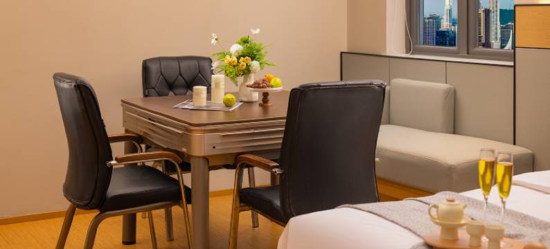 青途酒店(仁和路地铁站武汉欢乐谷店)图片