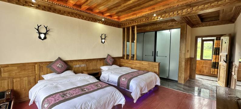 迭部扎尕那吉祥如意客栈图片