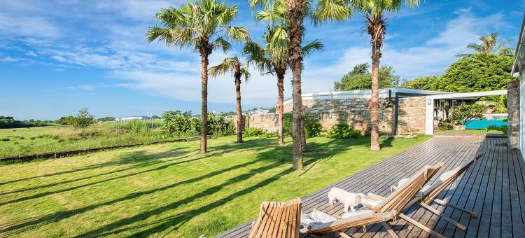 北海涠洲岛野里宅院度假酒店(贝壳沙滩蓝桥店)图片