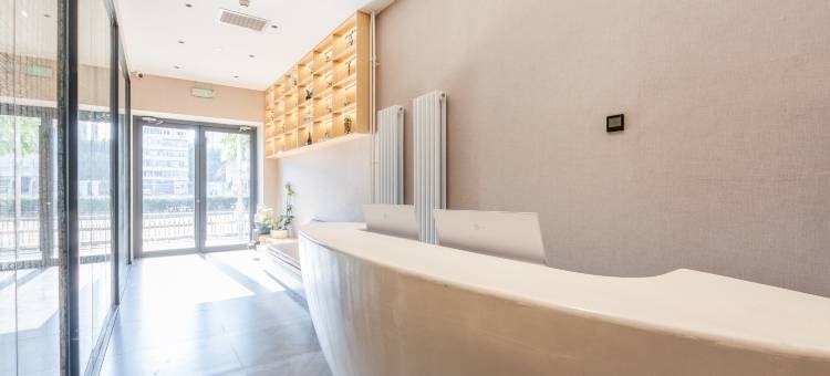 均禾酒店(北京劲松潘家园地铁站店)图片