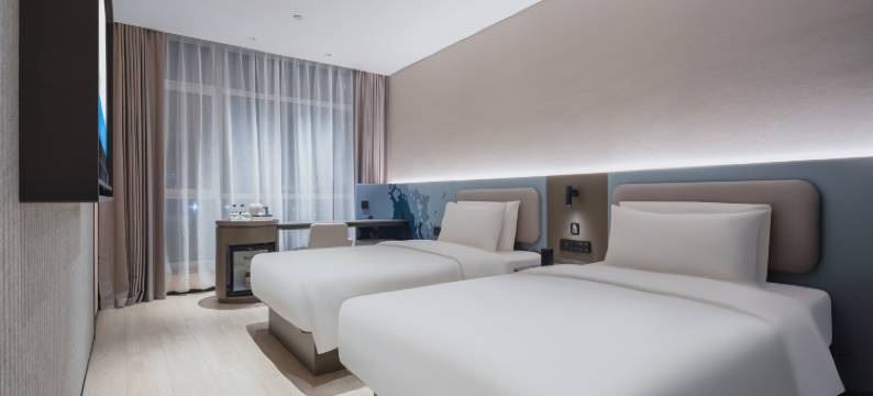 济南奥体中心龙湖天街轻居酒店图片