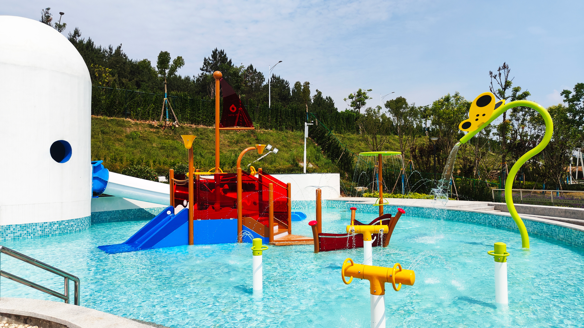 Jingshan Tianmu Hot Spring HotelOver view