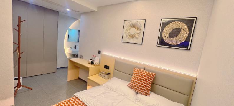 逸安民宿(正黄广场店)图片