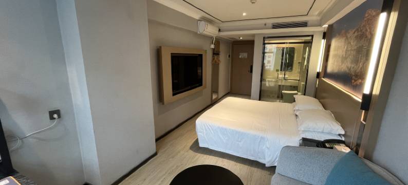 亚信电竞酒店(深圳宝安国际会展中心店)图片