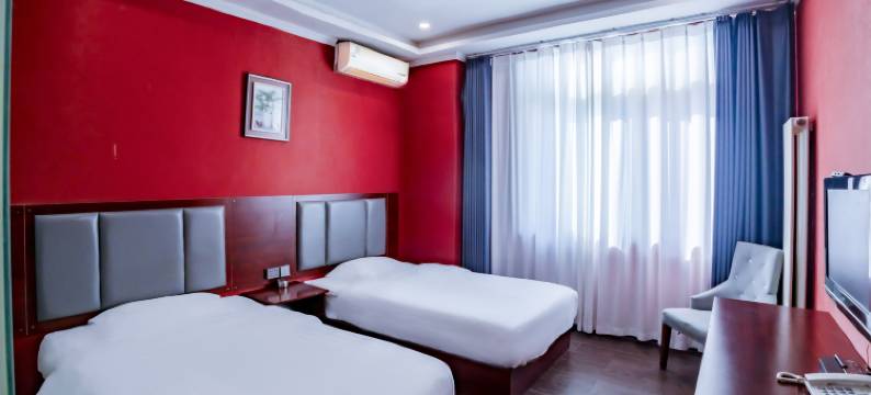 华彩酒店(财富中心秦隆步行街店)图片