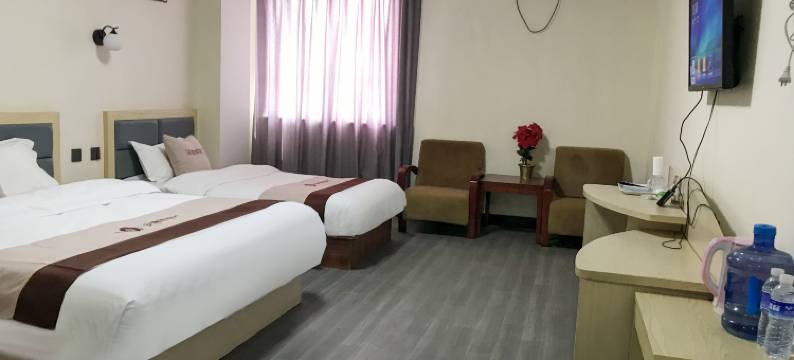 沃德阿拉丁酒店(济宁金宇汽配城店)图片