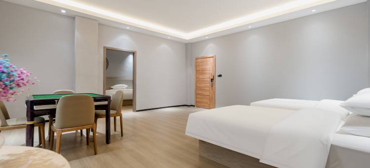 雅美途酒店(靖西绣球大道锦绣古镇店)图片