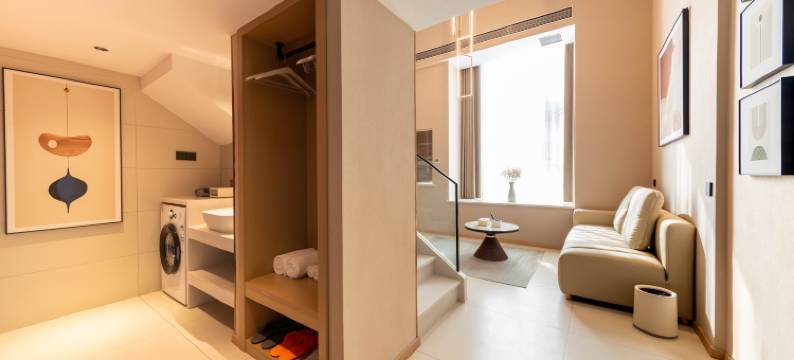 时致月格美宿(郑州大学地铁站正弘汇店)图片