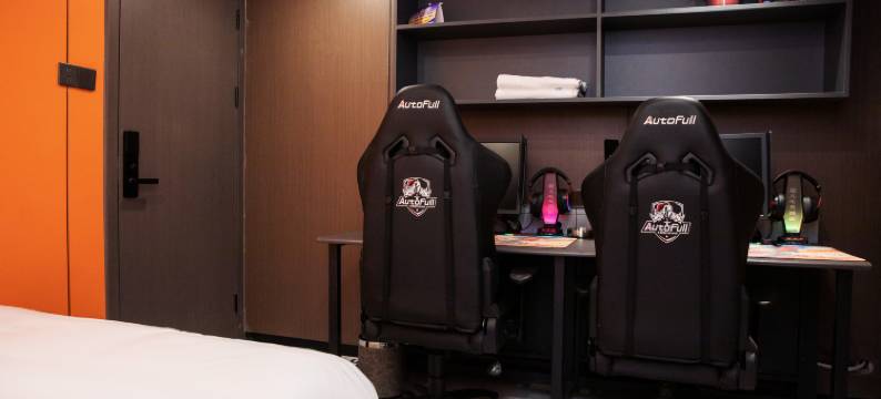 超凡电竞酒店(阜阳颍州区吾悦广场店)图片