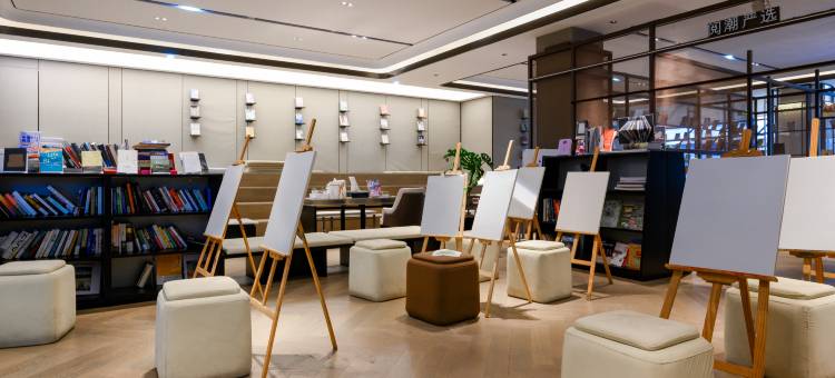 金迈纳铂金酒店(绍兴越城区奥体中心店)图片