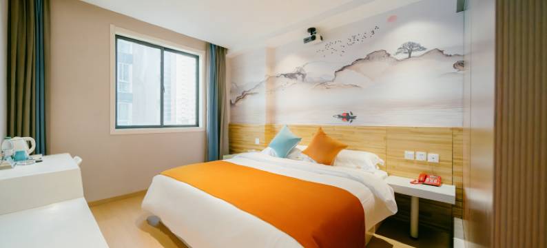 倾城艾莱酒店(西安万象城电视塔地铁站店)图片