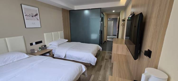 铁门关清风河畔商务宾馆图片