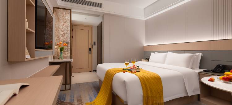 希亚途花园酒店(中山灯都古镇站店)图片