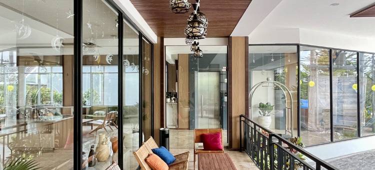 Front One Boutique 阿德里亚博约拉利(Front One Boutique Adria Boyolali)图片