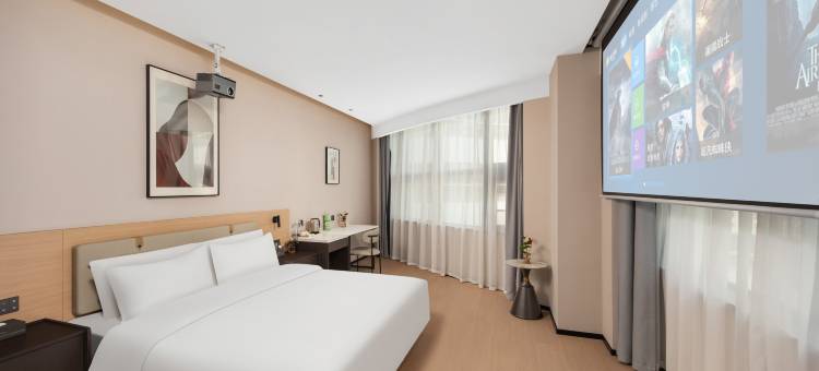 罗兰假日酒店(三山星悦广场店)图片