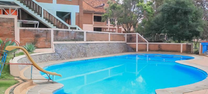 因萨尼西萨鲁阿彭卡克伊斯兰都市景观酒店(Urbanview Hotel Syariah Insani Cisarua Puncak)图片