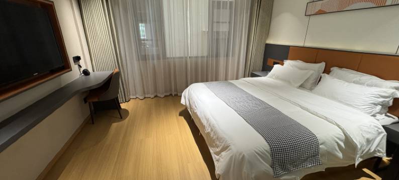 水墨云中酒店(墨脱游客中心店)图片