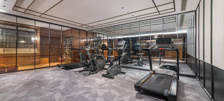 珠海拱北口岸高铁站美仑酒店图片