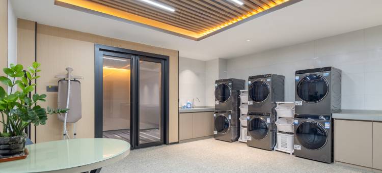 网咖电竞酒店(东莞松山湖度假区卓为城购物中心店)图片