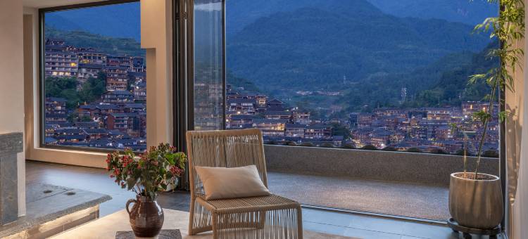 鸾喜·云舍人文酒店(西江千户苗寨观景台店)图片