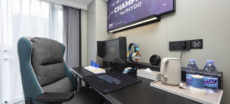 网鱼电竞酒店(成都金融城交子大道地铁站店)图片