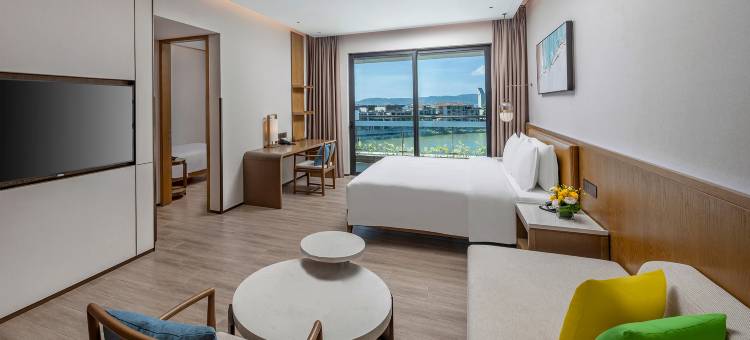 三亚亚龙湾星华套房假日酒店图片