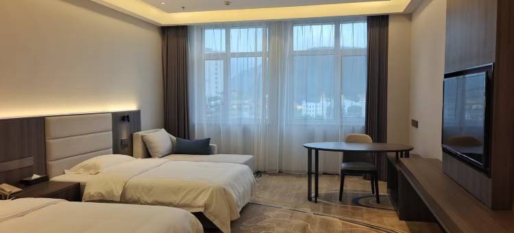 隆化热河山语温泉酒店图片