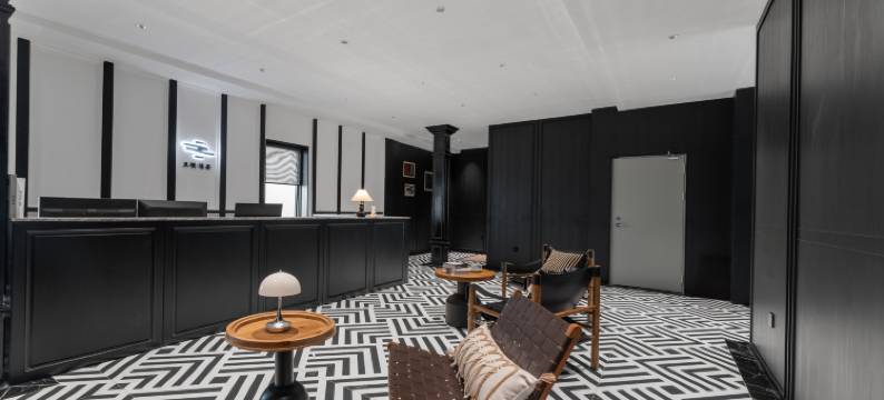 且慢·清晏影音酒店(昆明火车站东风广场店)图片