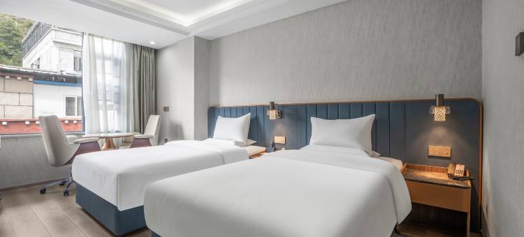 兰欧酒店(吉隆店)图片