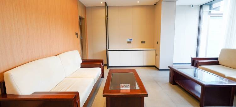 8Hotel酒店(大连星海公园圣亚海洋世界店)图片