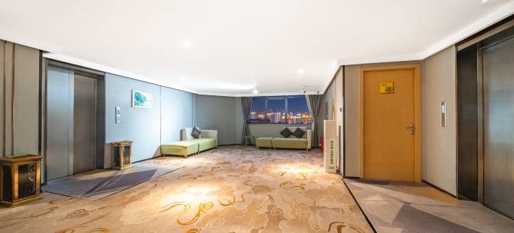 IU酒店(郑州二七万达广场王胡砦地铁站店)图片