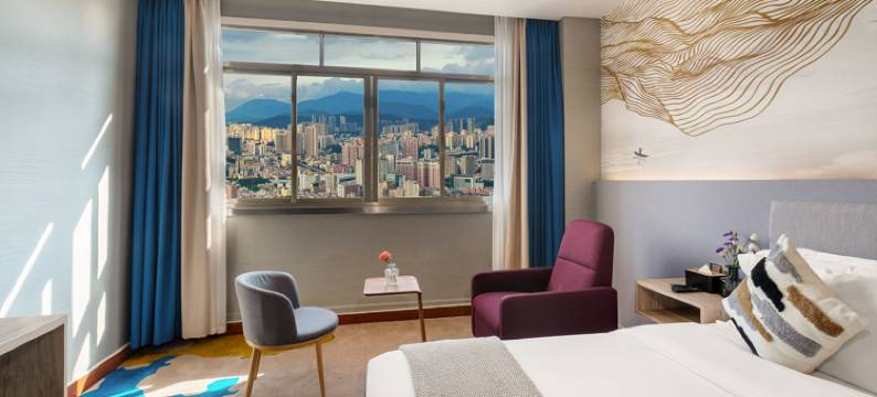 云雅酒店(深圳大浪商业中心元芬地铁站店)图片