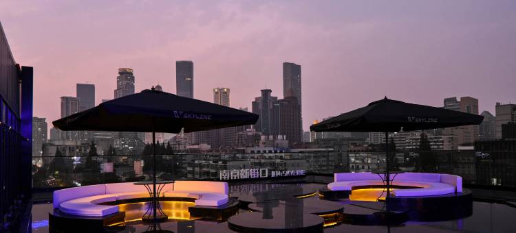 無同·SKYLINE酒店(南京新街口店)图片
