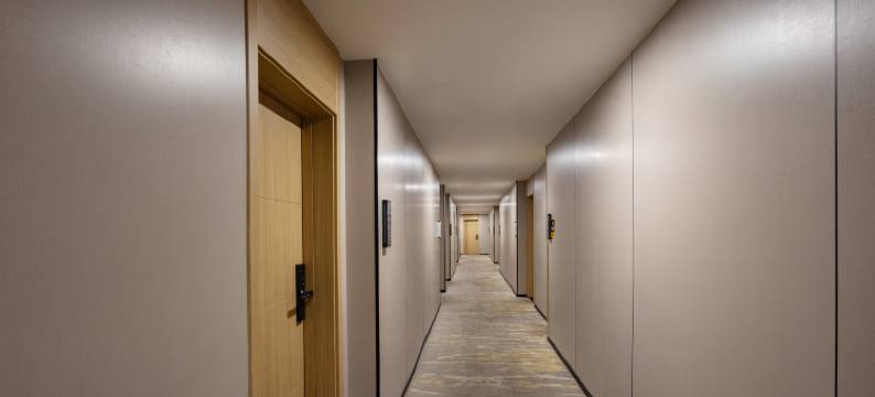 凯庭影院酒店(火车站东广场店)图片