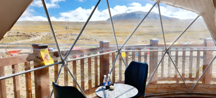 康马雪牧湖星空民宿图片