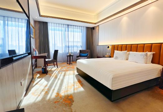 Beijing Jingyi Hotel Hotel Overview