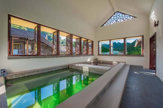 韶关乳源蓝山源岭南东方温泉酒店图片